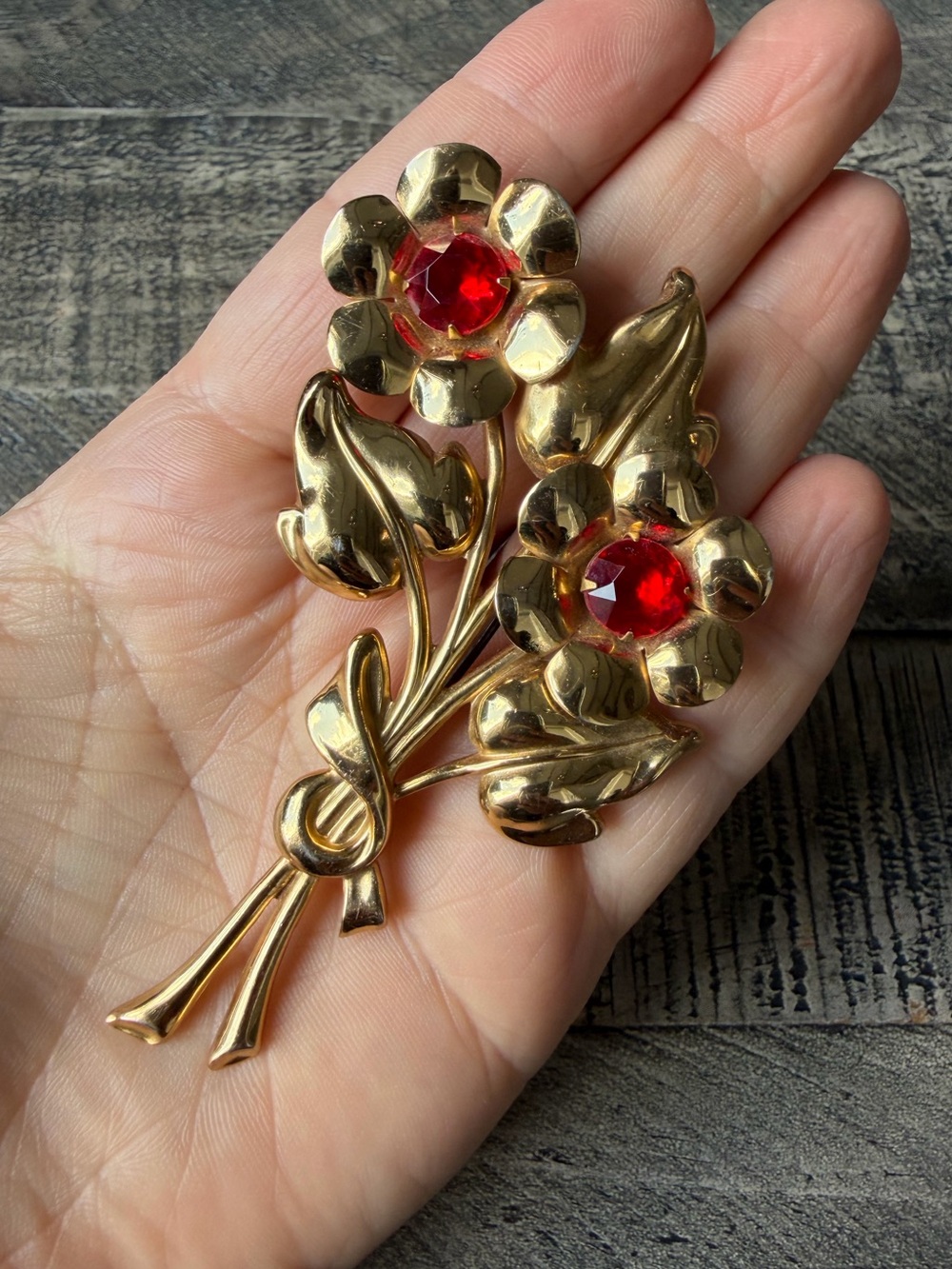 Coro Classic Floral Flowers Gold Tone Vintage Figural Pin Brooch